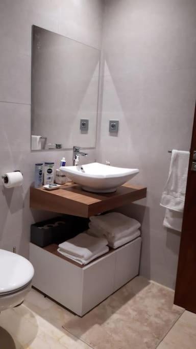 Chez Miguel Appartement Casablanca Avec Piscine المظهر الخارجي الصورة
