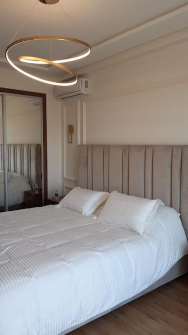 Chez Miguel Appartement Casablanca Avec Piscine المظهر الخارجي الصورة