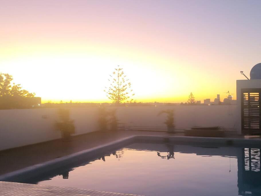 Chez Miguel Appartement Casablanca Avec Piscine المظهر الخارجي الصورة
